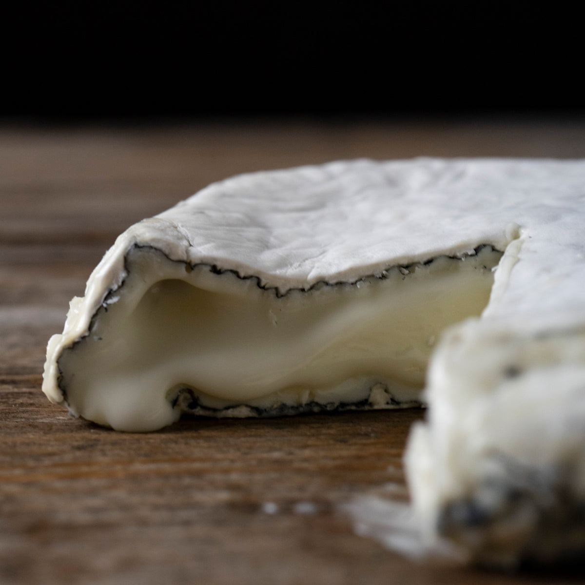 Matilda (Water Buffalo Camembert by Monforte Dairy) 1 kg Wheel