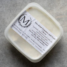 Sun-dried Tomato & Garlic Chevre 1kg