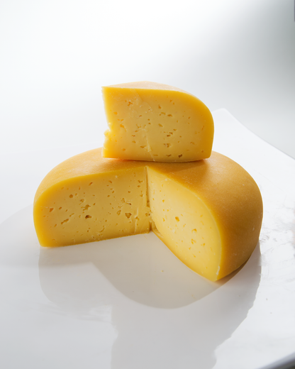 NIAGARA GOLD - UPPER CANADA CHEESE CO (Wheel 2KG)